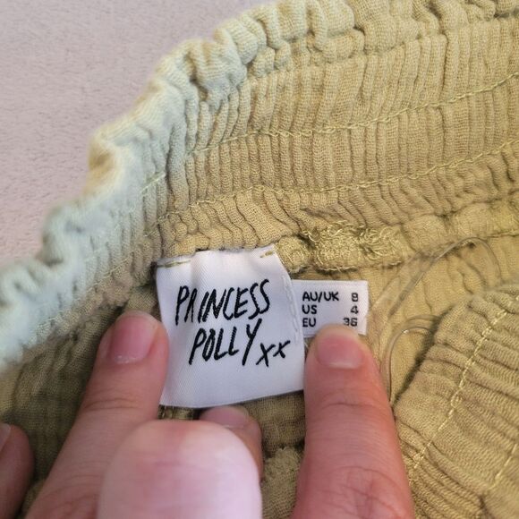 Princess Polly Green Shorts Size 4 - Picture 2 of 7